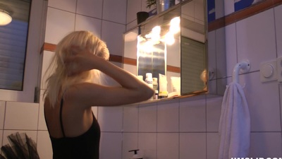 Yep this babe's back afresh, by popular demand,